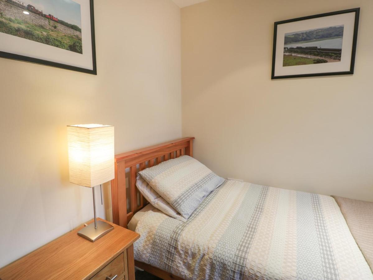 Whistle Stop Apartment ポルスマドグ エクステリア 写真